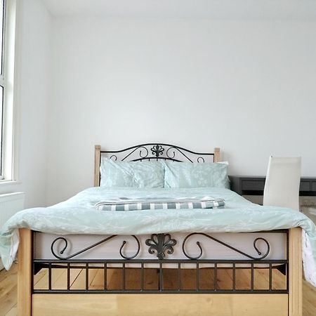 Cosy Rooms Near Canary Wharf & The O2 London Kültér fotó